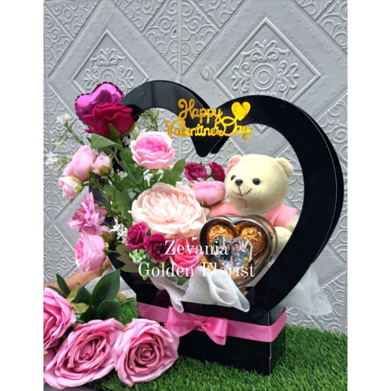 

Kado Valentine coklat boneka Kado Ultah