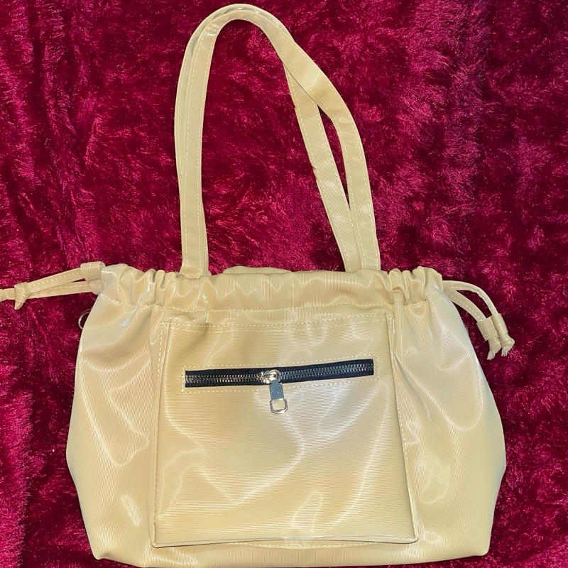 Tas tote serut kuning kunyit