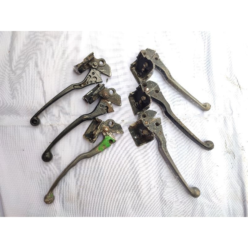 Dudukan handle/dudukan spion sebelah kiri honda win original