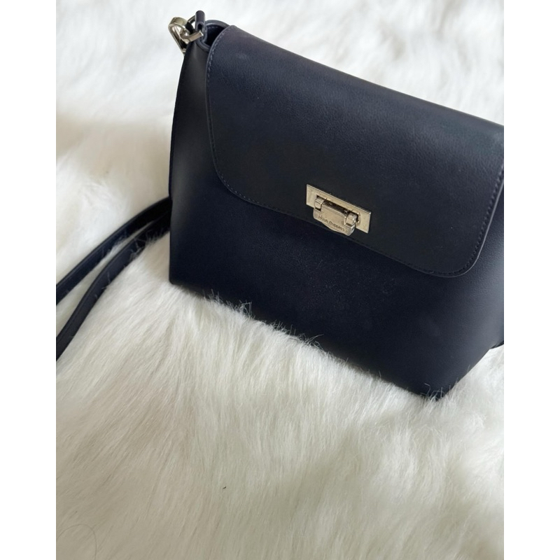 hush puppies sling bag