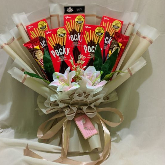

BUKET POKY& BENG-BENG (POKY+ BENG-BENG 32 gr ) /Buket Wisuda/Birthday/Hari Guru/Valentine