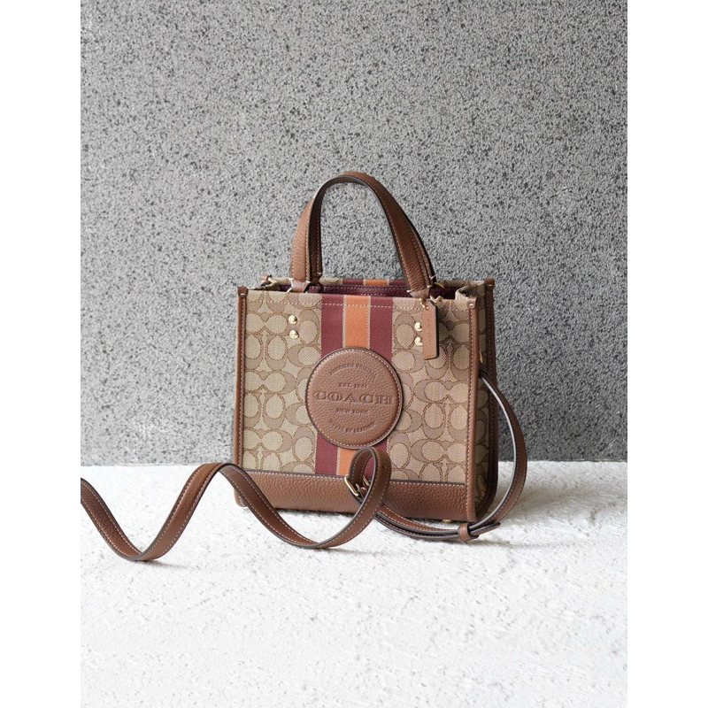 C O A C H dempsey tote 22 jacquard  22x10x19 cm