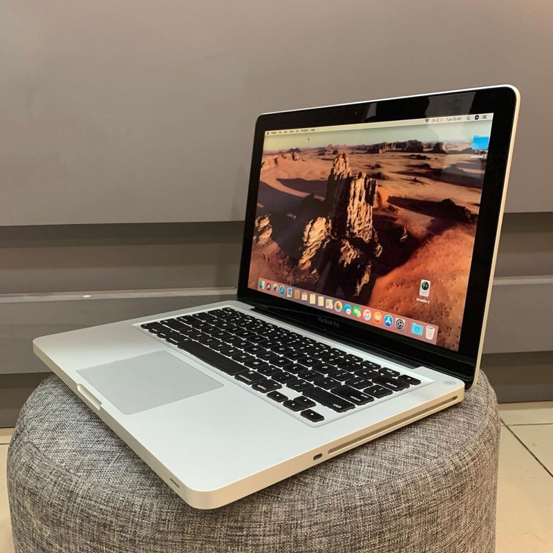 macbook pro 2012 Ram 4 GB SSD 128 GB 13 inch like new