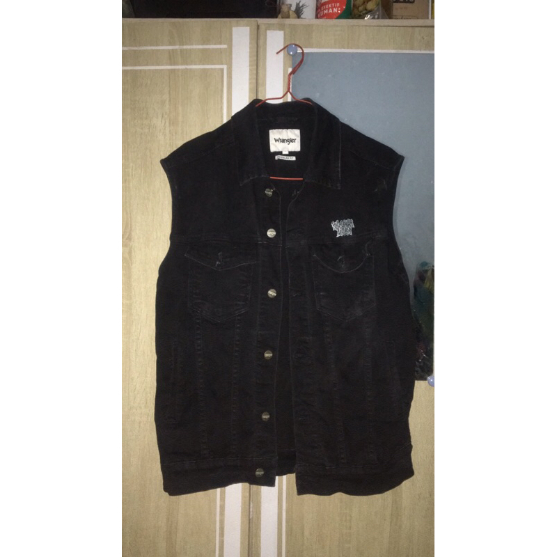 vest deadsquad x wrangler