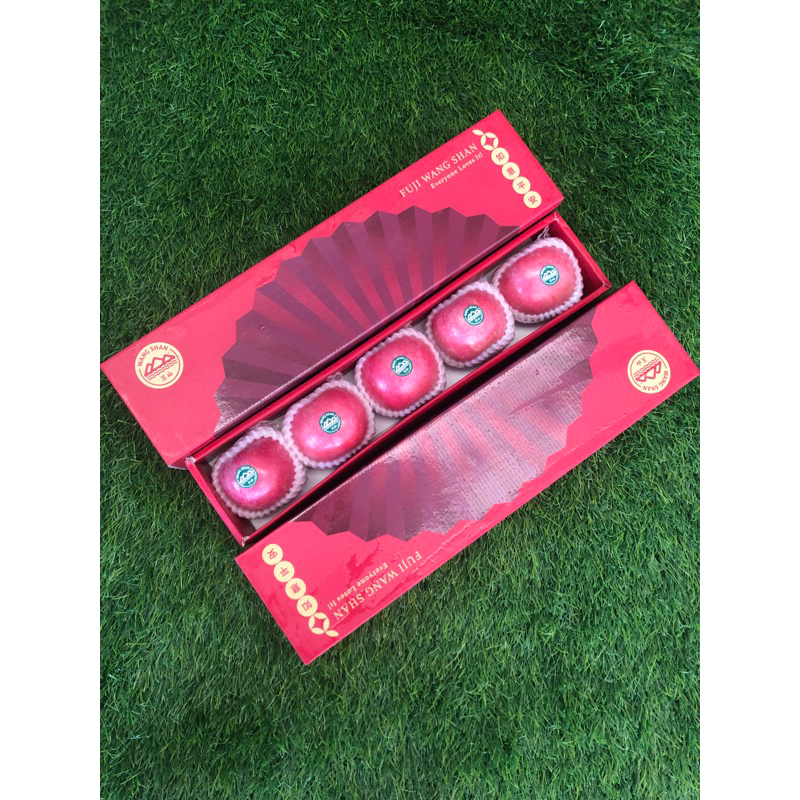 

Apel Fuji Wangshan Giftpack Isi 5pcs /box