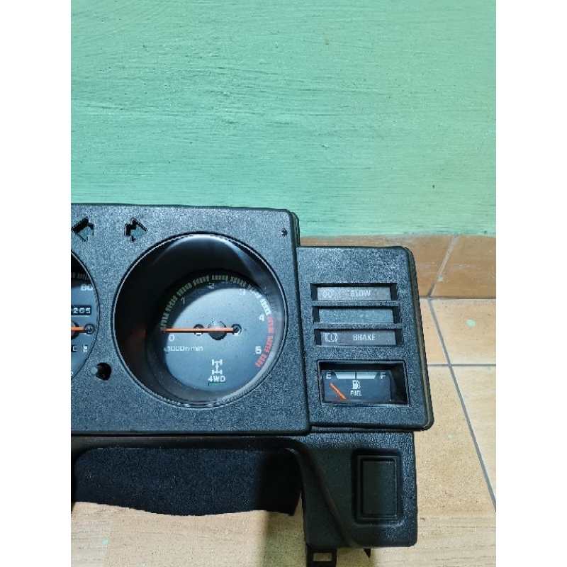 speedometer fullset taft gt daihatsu original.
