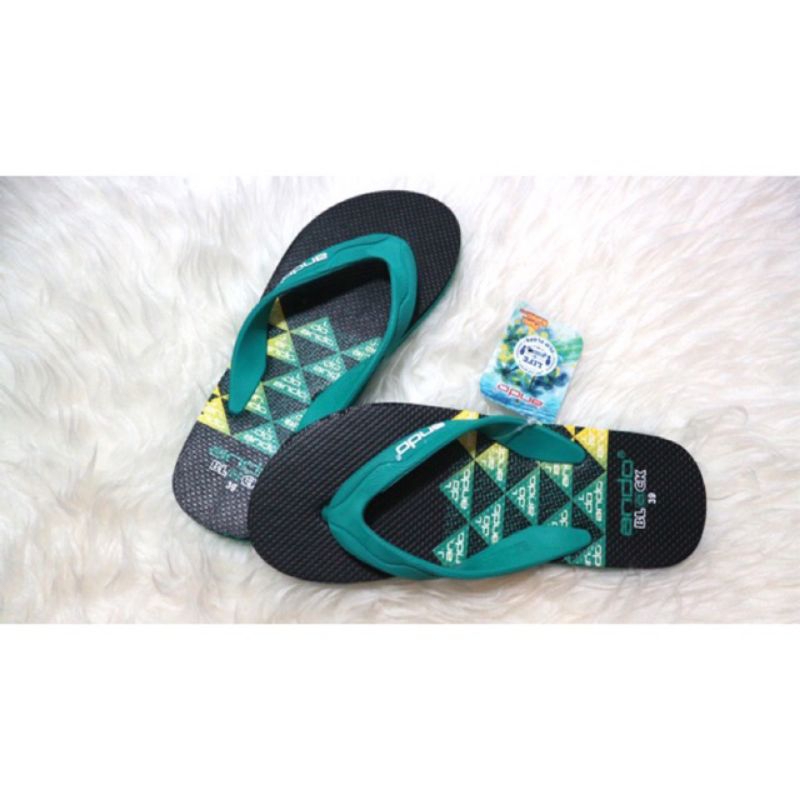 SANDAL ANDO MONOCHROME 02 PRIA - SANDAL JAPIT PRIA MOTIF GEOMETRIS