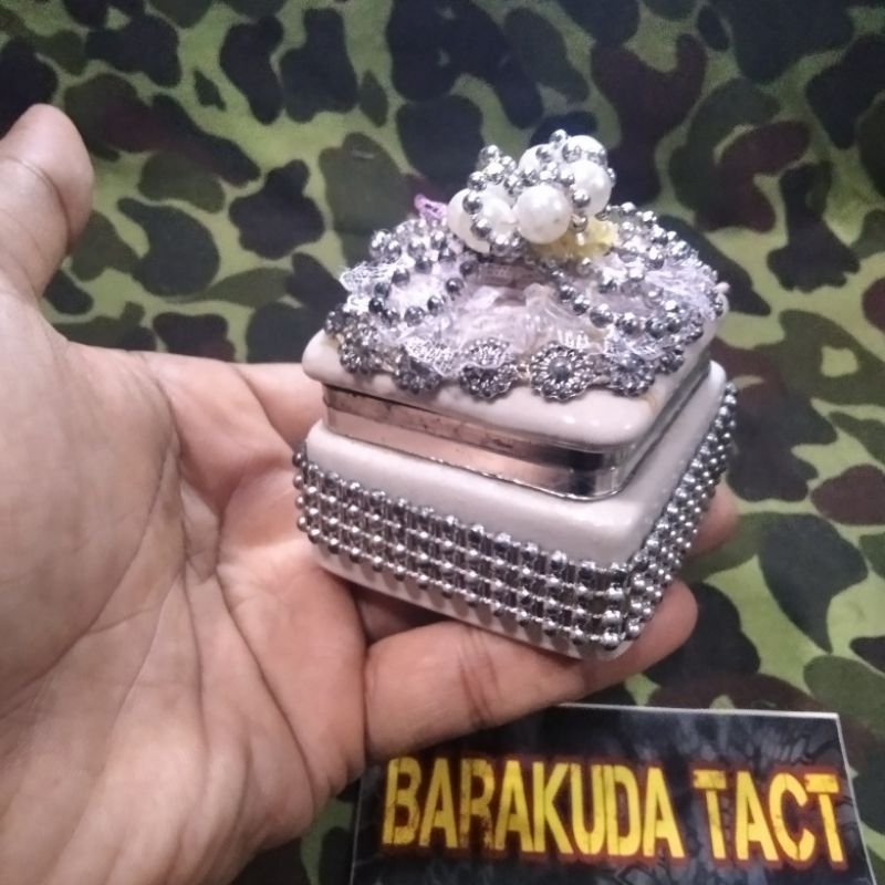 Kotak Perhiasan Antik Bahan Keramik Vintage Trinket Box Jewelry Porcelain Trinket Box Scrollwork