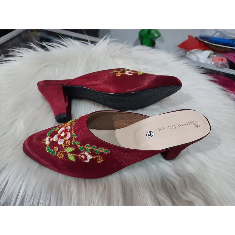 Sendal sulam benang emas#sendal sulam kapalo samek#sendal pengantin#sendal bundo kanduang