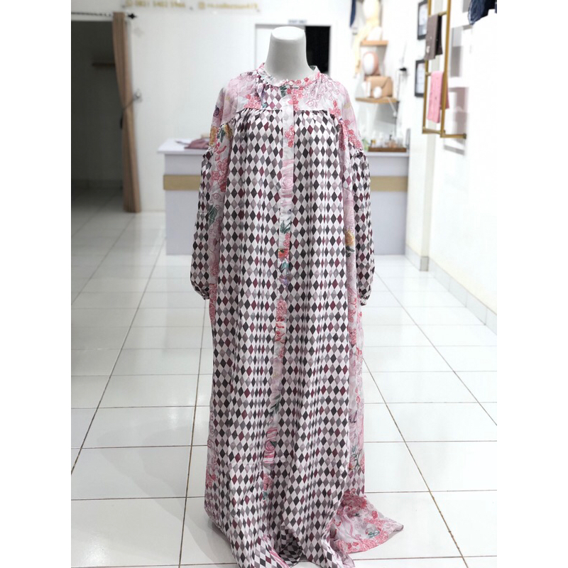 Benang Jarum - The Wonderland Maxi dress