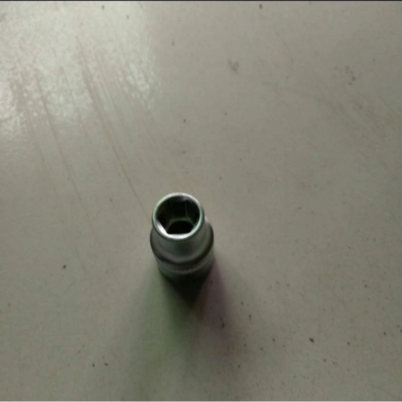 mata kunci sok 11 mm merk tekiro 1/2" Dr