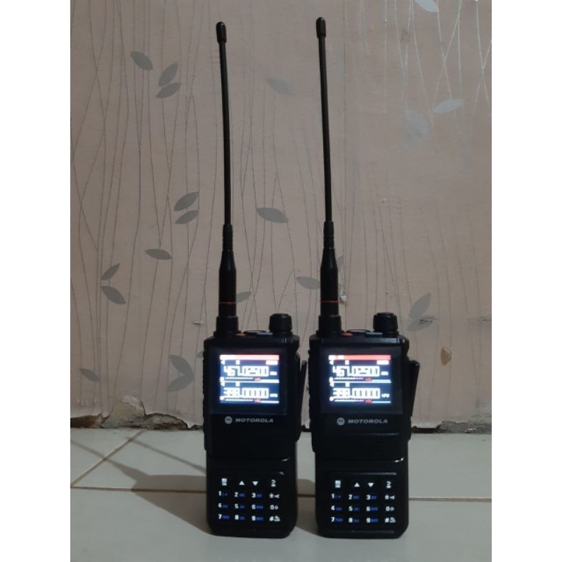 RADIO HT MOTOROLA GP 338 PLUS FREK VHF UHF UHF1 BARU