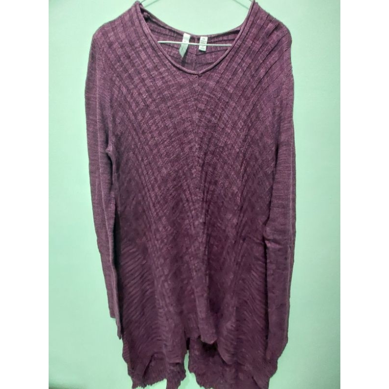 PRELOVED KAOS WANITA UNGU BY BEATRIX