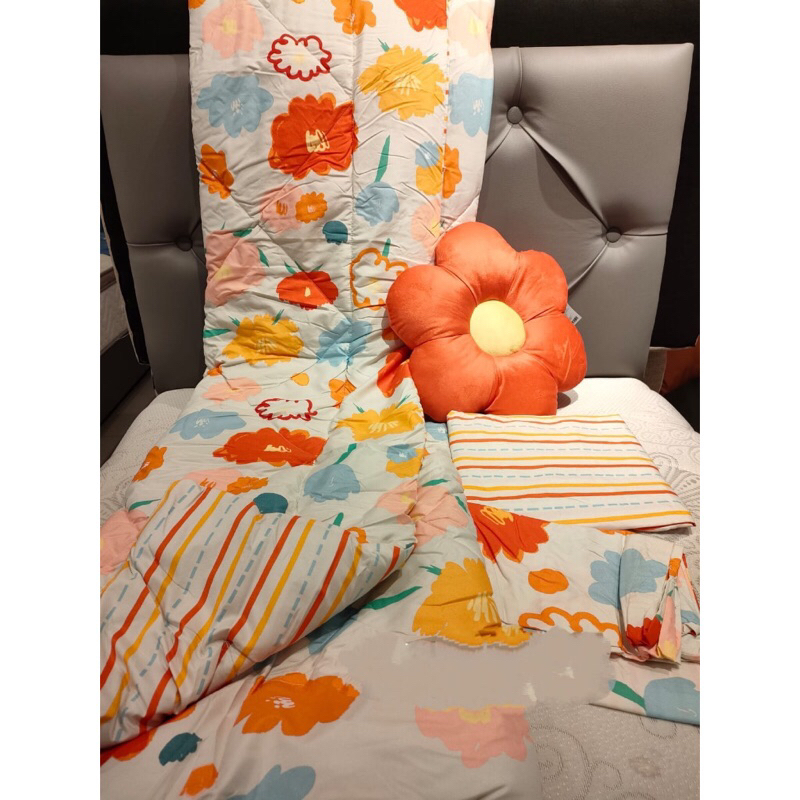 Bedcover Preloved Informa 100x200 Cm Bedding Set Seprai Anak Microfiber Blume
