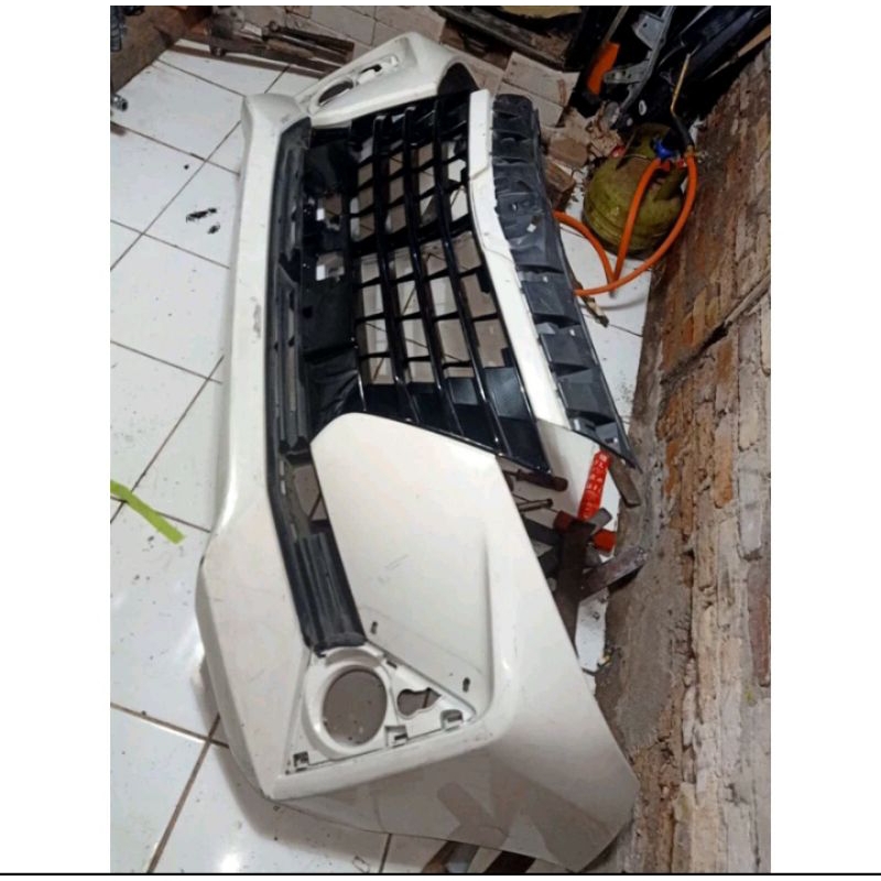 bemper depan xenia tahun 2019 2020