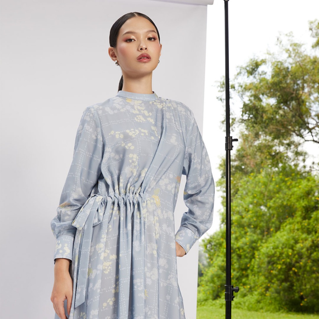 Kami Enola Gathered Dress Wanita