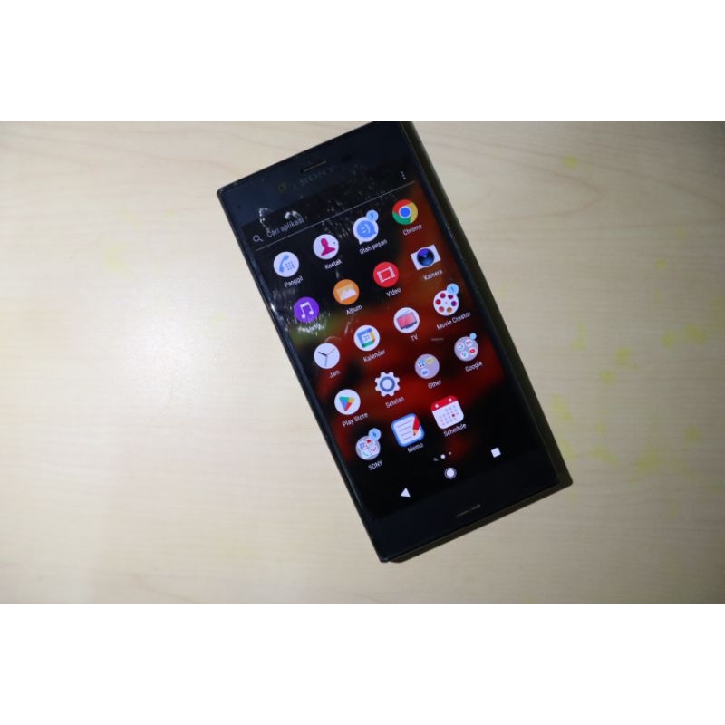 SONY EXPERIA XZ - DOCOMO TERMURAH