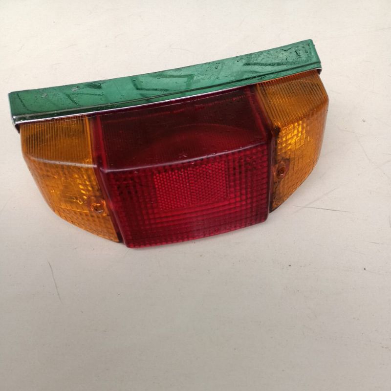 lampu belakang Yamaha v 80