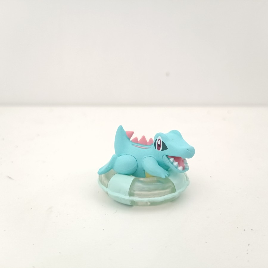 Pokemon Figure Totodile Ban Figure Totodile Figure Tomy