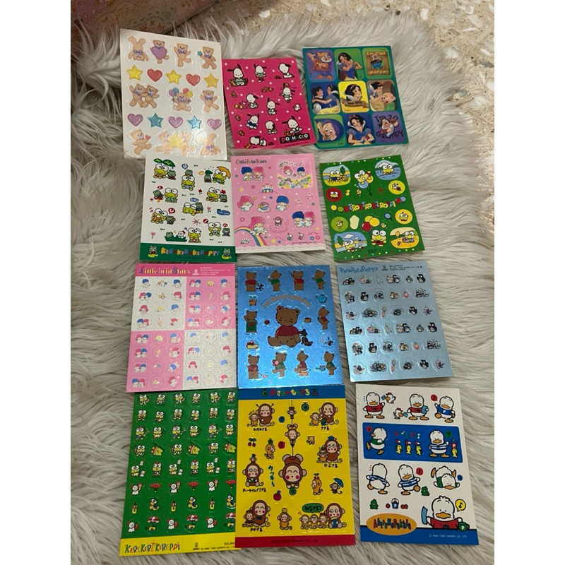 

Set 10 sticker Sanrio Jepang free 2 sticker lucu