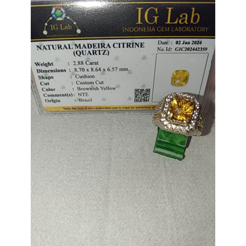 Natural permata Madeira Citrine yellow