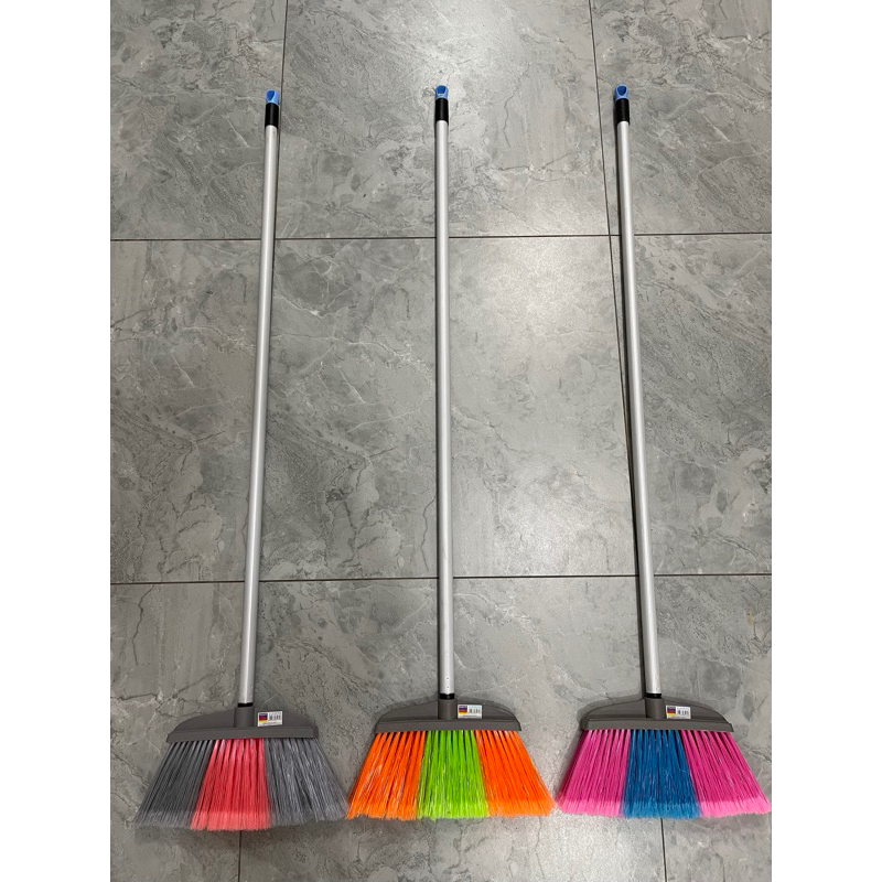 Sapu Nilon Nagata 8517kw / sapu plastik nagata