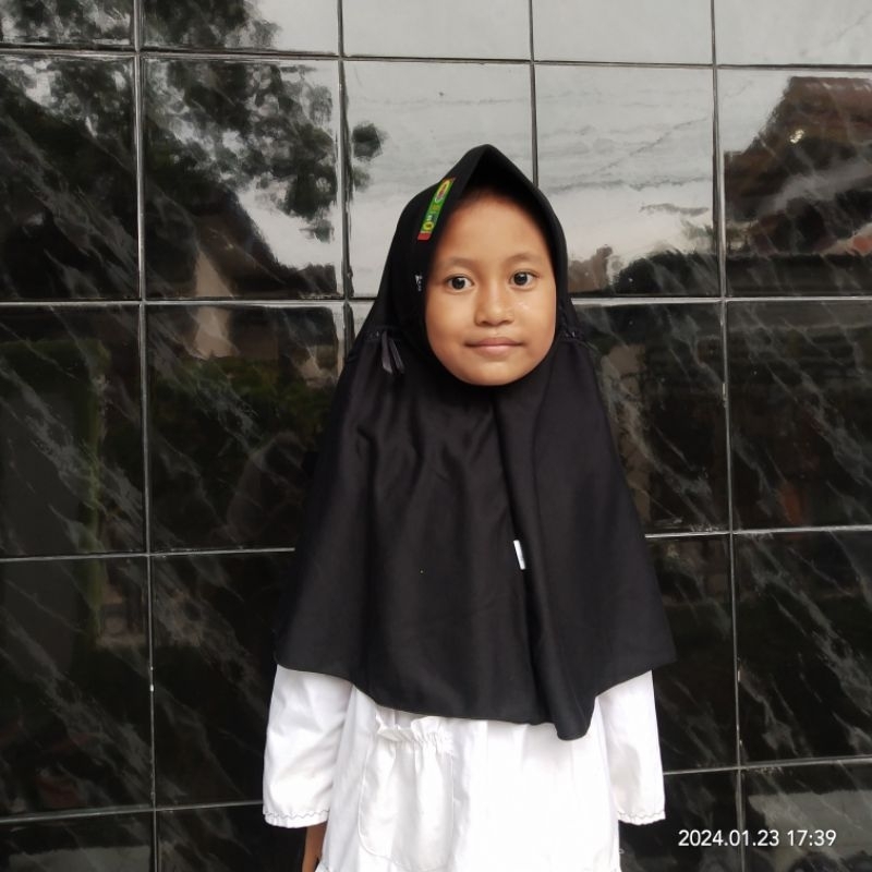 KERUDUNG RABANI KW JILBAB SEKOLAH WARNA HITAM HIJAB ANAK SD/M STANDAR