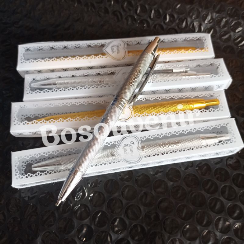 

HJK Isi 100 Souvenir Pulpen Emas Perak Dikemas Mika Motif