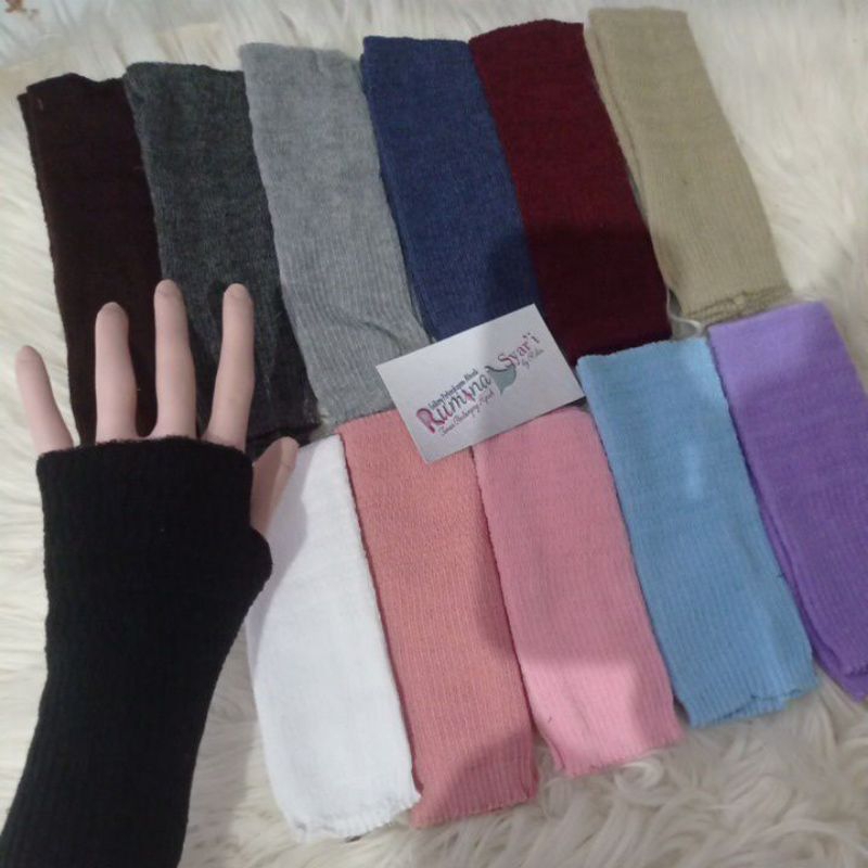 handsock jempol rajut pendek