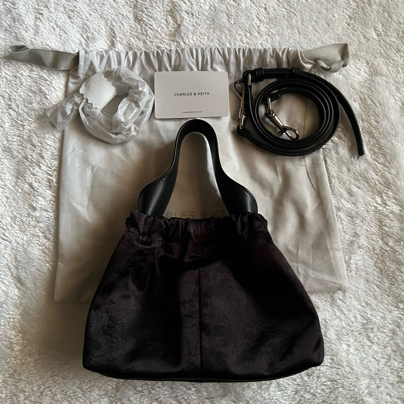 Tas Charles and Keith Ally Satin Floral Print Ruched Bag - Noir / Tas Charles & Keith Preloved Origi