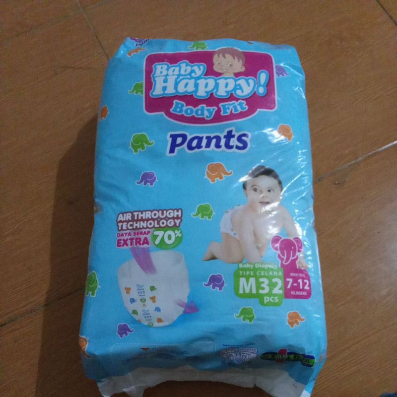 Baby Happy M32 Pampers/Popok Baby Happy