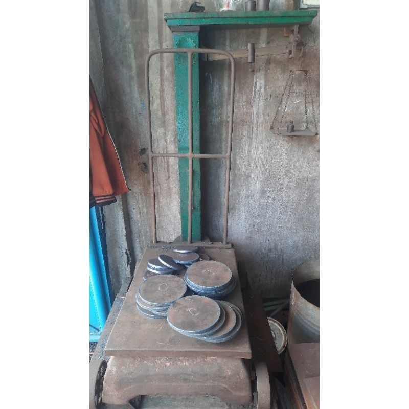 Besi plat bulat tebal 10mm diameter 106mm 1pcs