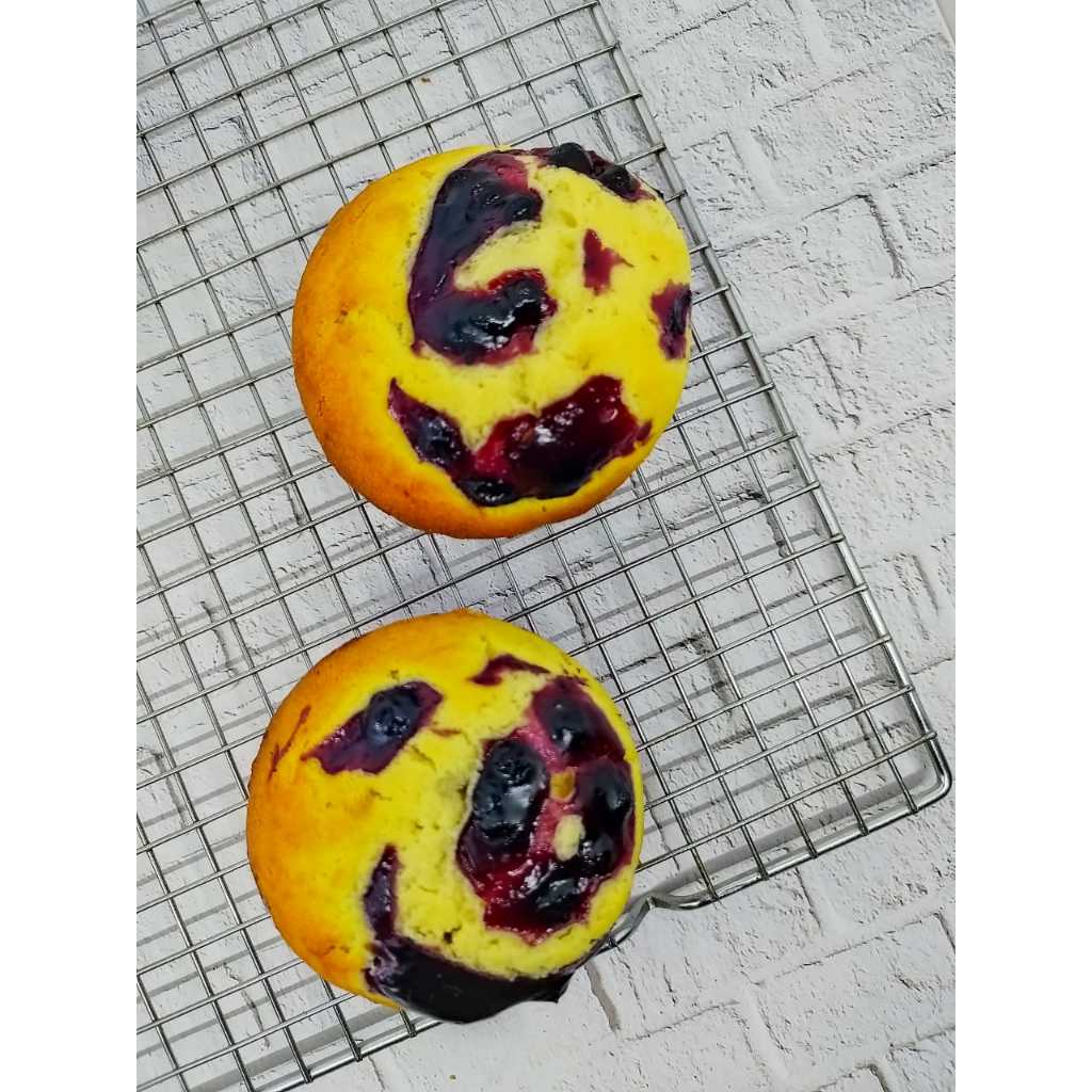 

Animo Bakery Blueberry Buttery Muffin