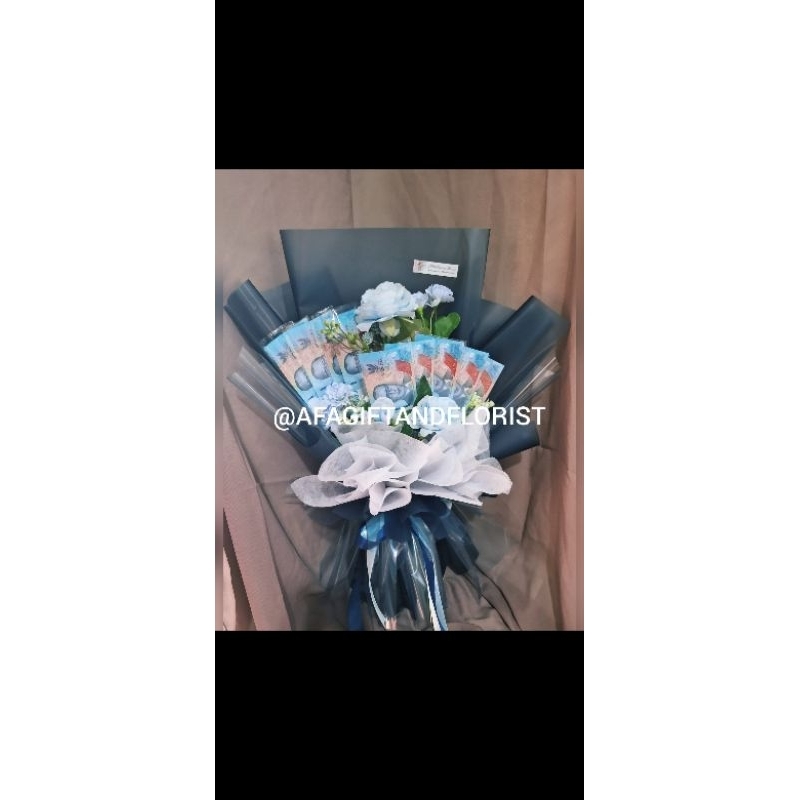 money bucket/ bucket uang