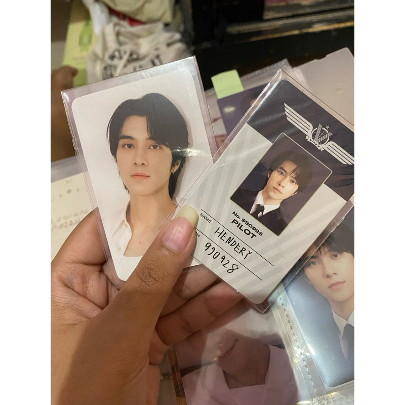 PHOTOCARD PC HENDERY ID CARD PILOT BENE KTOWN SG22 NCT WAYV
