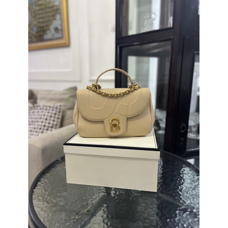 READY STOCK JANGAN NANYA LAGI MASIH/ENGGAK Preloved Alma Flap Bag Medium cream (foto asli, tidak men