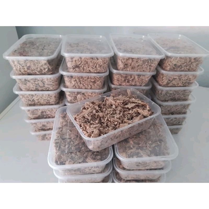 

Ikan Cakalang frozen food khas Manado sudah disuwir siap diolah