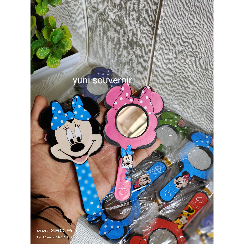 SOUVENIR PERNIKAHAN ISI 50PCS CERMIN KARAKTER MIKKY MOUSE KEMAS PLASTIK FREE KARTU UCAPAN TERIMAKASI