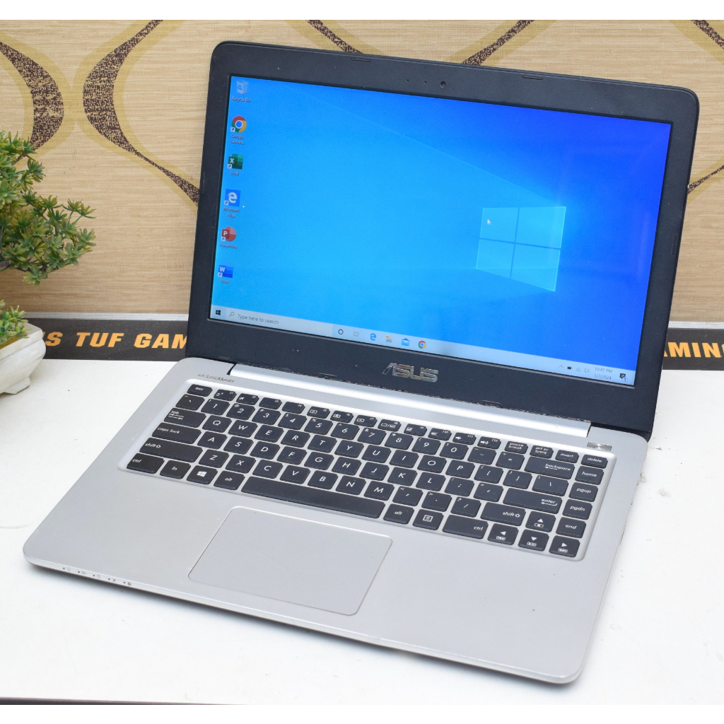 Laptop Asus K401LB CORE I5 RAM/SSD 4/256 GB NVIDIA GEFORCE 940M