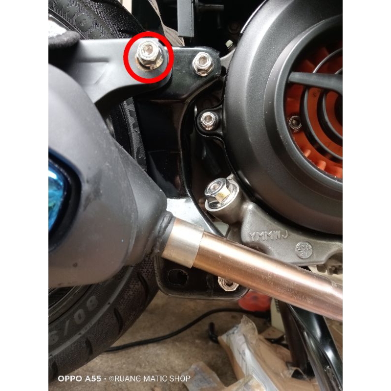 Baut knalpot Mio probolt 2kunci original Thailand