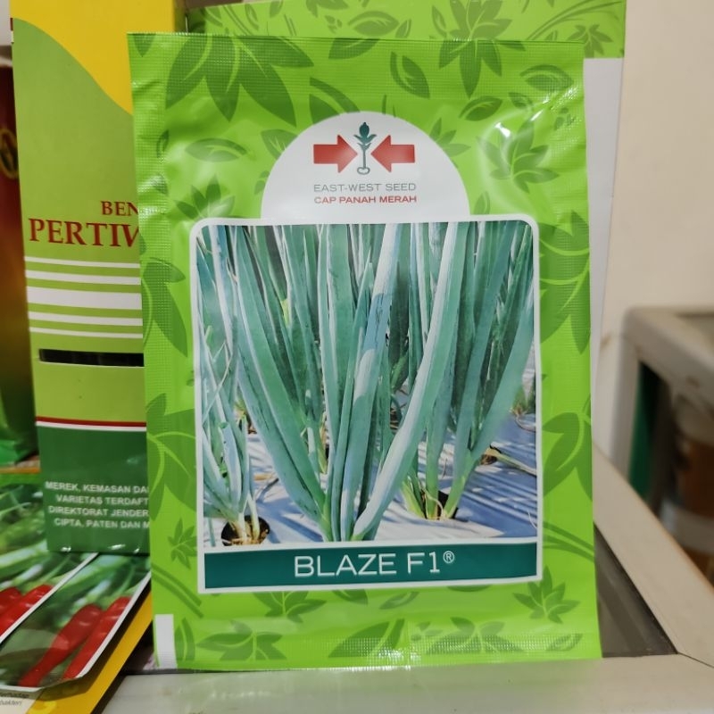 Benih Daun Bawang Loncang Blaze 10Gram - Cap Panah Merah