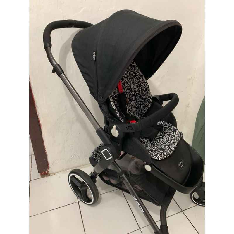 Preloved Cocolatte Bristol x Keith Haring