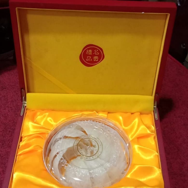 

Kotak Walet Cantik ukuran 100 gram