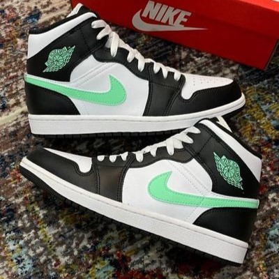 N*ke Air Jordan 1 Mid - Black / Green Glow-White