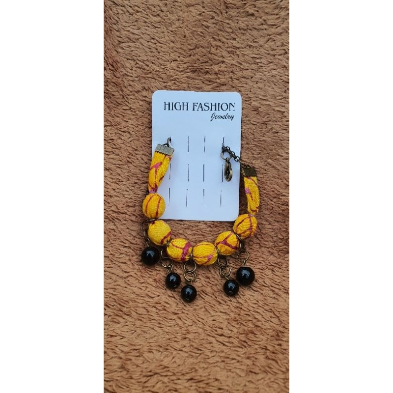 GelangEtnikKainPerca