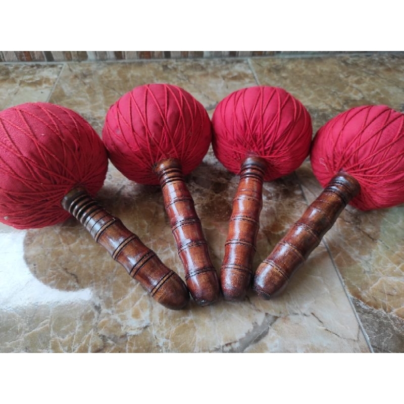 Tabuh gamelan jawa instrument (gong)