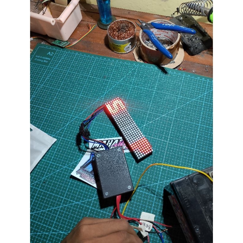 stoplamp running text motor via android aplikasi