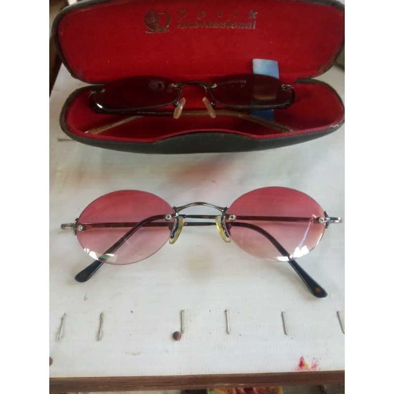 Kacamata service ganti frame