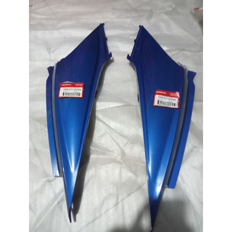 Bodi Beat Karbu Biru Tua Kiri Kanan Originale 83500-KVY-960-SBM