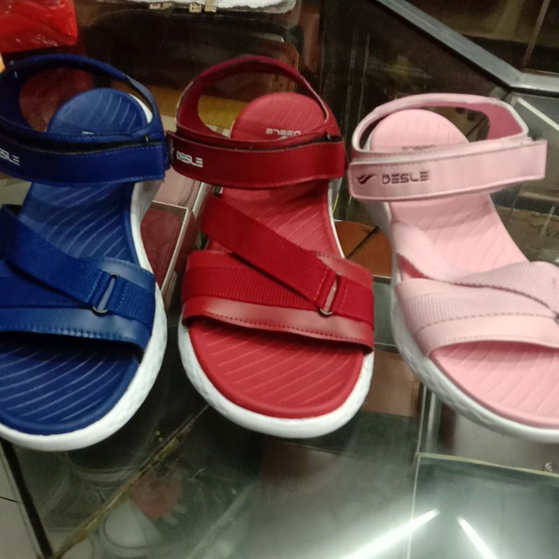 Sepatu Sandal DESLE SALE